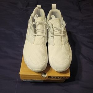 REEBOK FURYLITE SHOES. MENS SIZE 12. BRAND NEW.